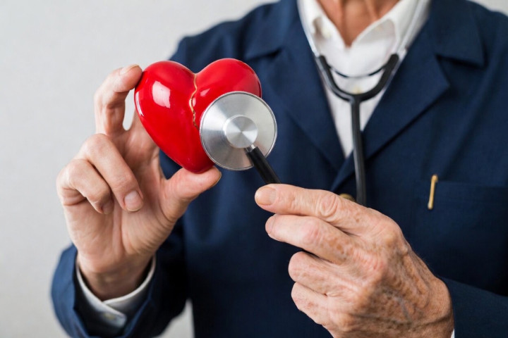 Консультация кардиолога (по записи)